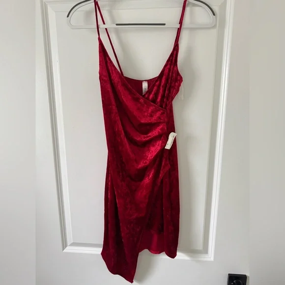 slim fit dress slacks Elegant Rylie Gown in Red – Shop Formal & Evening Dresses at Lady Black Tie Red / 2XL main image 1